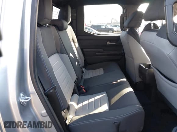 ✅ 2024 Toyota Tacoma SR5 • VIN: 3TMLB5JN4RM021667 • Лот: 41343801. Опубликован ранее на IAAI с пробегом 5 037 миль. Бесплатный доступ к архиву аукционных продаж из США и подробный отчёт об истории автомобиля на DreamBid. Изображение 8.