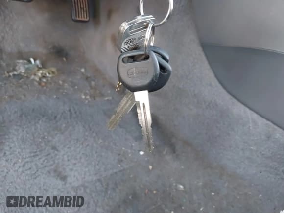 ✅ 1995 Honda Accord EX • VIN: JHMCD5656SC027706 • Lot: 43800009. Wystawiony na IAAI z przebiegiem 187 766 mil. Bezpłatny archiwum sprzedaży aukcyjnych z USA i szczegółowy raport historii pojazdu na DreamBid. Zdjęcie 11.