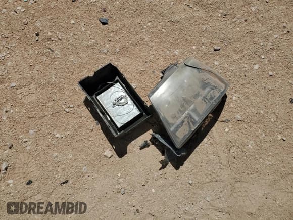 ✅ 2014 Chevrolet Tahoe LTZ • VIN: 1GNSCCE07ER112055 • Лот: 53975915. Опубликован ранее на Copart с пробегом 233 754 миль. Бесплатный доступ к архиву аукционных продаж из США и подробный отчёт об истории автомобиля на DreamBid. Изображение 13.