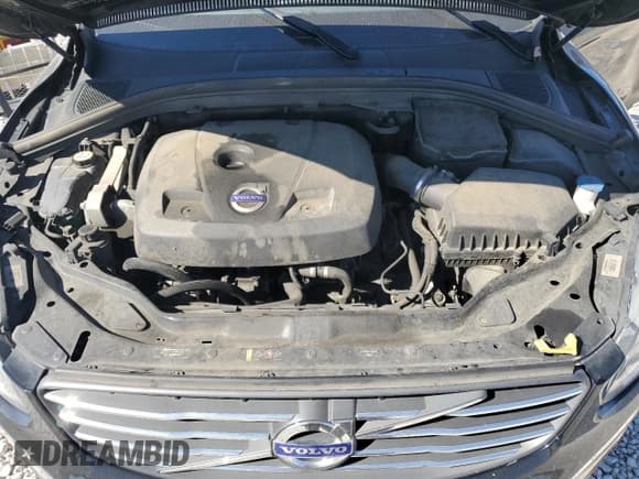 ✅ 2015 Volvo XC60 T5 Drive-E • VIN: YV440MDJ1F2673062 • Lot: 81980925. Listed on Copart with 129,604 mi. Free auction sales archive from the USA and detailed vehicle history report at DreamBid. Image 11.