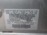 ✅ 2015 Nissan Note S • VIN: 3N1CE2CP4FL445181 • Lot: 43518523. Wystawiony na IAAI z przebiegiem 177 637 mil. Bezpłatny archiwum sprzedaży aukcyjnych z USA i szczegółowy raport historii pojazdu na DreamBid. Zdjęcie 9.