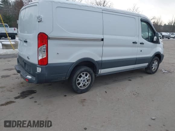 ✅ 2015 Ford Transit • VIN: 1FTYR1YG2FKA59905 • Лот: 43906730. Опубликован ранее на IAAI с пробегом 204 533 миль. Бесплатный доступ к архиву аукционных продаж из США и подробный отчёт об истории автомобиля на DreamBid. Изображение 4.