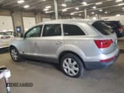 ✅ 2007 Audi Q7 Premium • VIN: WA1BV74L17D047087 • Лот: 72069315. Опубликован ранее на Copart с пробегом 129 307 миль. Бесплатный доступ к архиву аукционных продаж из США и подробный отчёт об истории автомобиля на DreamBid. Изображение 2.