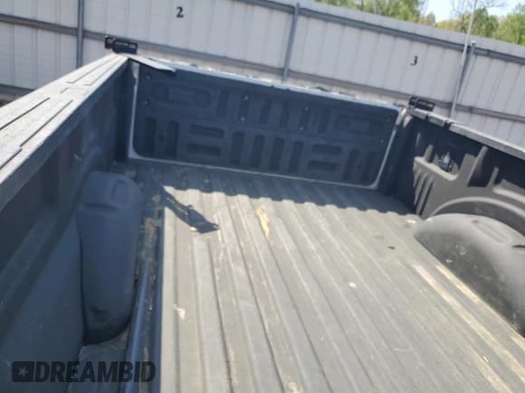 ✅ 2019 Ford F-150 XL • VIN: 1FTMF1CB4KKE70932 • Lot: 54523355. Listed on Copart with 142,641 mi. Free auction sales archive from the USA and detailed vehicle history report at DreamBid. Image 10.