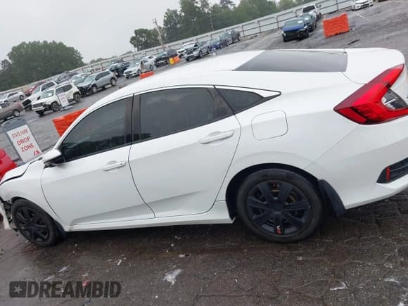 ✅ 2021 Honda Civic LX • VIN: 2HGFC2F60MH551816 • Лот: 42880901. Опубликован ранее на IAAI с пробегом 75 150 миль. Бесплатный доступ к архиву аукционных продаж из США и подробный отчёт об истории автомобиля на DreamBid. Изображение 14.