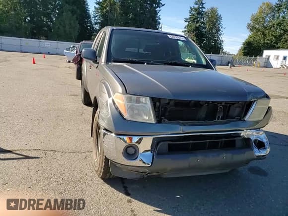 ✅ 2007 Nissan Frontier SE • VIN: 1N6AD06U97C462193 • Lot: 82318315. Listed on Copart with 89,602 mi. Free auction sales archive from the USA and detailed vehicle history report at DreamBid. Image 14.