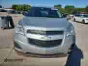 2015 Chevrolet Equinox LS z VIN 1GNALAEK9FZ129832, wystawiony jako Copart lot #83999465 z przebiegiem 136 721 mil mil oraz Czysty tytuł • Clean title. Historia ofert i sprzedaży dostępna na DreamBid. Obrazek 5.