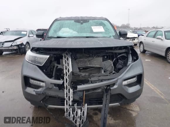 ✅ 2024 Ford Explorer Limited • VIN: 1FMSK8FH9RGA31469 • Lot: 43737830. Wystawiony na IAAI z przebiegiem 41 398 mil. Bezpłatny archiwum sprzedaży aukcyjnych z USA i szczegółowy raport historii pojazdu na DreamBid. Zdjęcie 12.