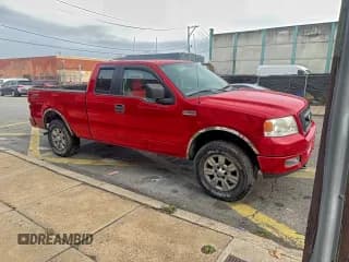✅ 2005 Ford F-150 STX • VIN: 1FTRX14W95FB19077 • Lot: 94301045. Wystawiony na Copart z przebiegiem 103 825 mil. Bezpłatny archiwum sprzedaży aukcyjnych z USA i szczegółowy raport historii pojazdu na DreamBid. Zdjęcie 1.