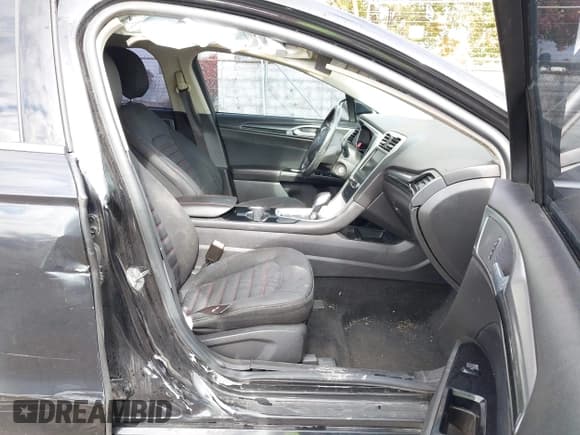 ✅ 2014 Ford Fusion SE • VIN: 1FA6P0H75E5367094 • Лот: 43691308. Опубликован ранее на IAAI с пробегом 255 253 миль. Бесплатный доступ к архиву аукционных продаж из США и подробный отчёт об истории автомобиля на DreamBid. Изображение 5.