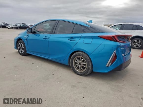✅ 2019 Toyota Prius Premium • VIN: JTDKARFP4K3105463 • Lot: 94801345. Listed on Copart with 112,870 mi. Free auction sales archive from the USA and detailed vehicle history report at DreamBid. Image 2.