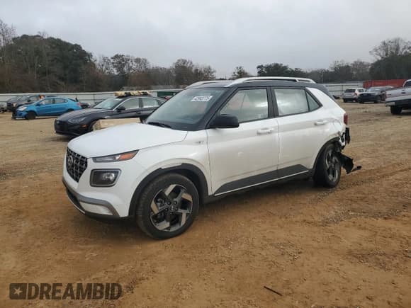 ✅ 2024 Hyundai Venue Limited • VIN: KMHRC8A35RU336797 • Lot: 42943775. Listed on Copart with 11,321 mi. Free auction sales archive from the USA and detailed vehicle history report at DreamBid. Image 1.