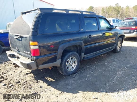 ✅ 2004 Chevrolet Suburban Z71 • VIN: 3GNFK16Z94G128052 • Лот: 41616545. Опубликован ранее на IAAI с пробегом 302 271 миль. Бесплатный доступ к архиву аукционных продаж из США и подробный отчёт об истории автомобиля на DreamBid. Изображение 4.