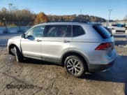✅ 2020 Volkswagen Tiguan SE • VIN: 3VV2B7AXXLM078926 • Lot: 91168855. Wystawiony na Copart z przebiegiem 92 379 mil. Bezpłatny archiwum sprzedaży aukcyjnych z USA i szczegółowy raport historii pojazdu na DreamBid. Zdjęcie 2.