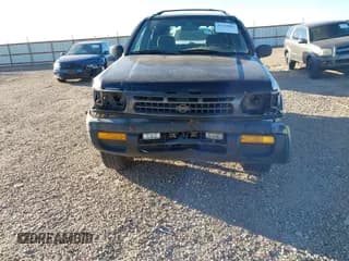 ✅ 1996 Nissan Pathfinder XE • VIN: JN8AR05Y8TW037618 • Lot: 43519864. Wystawiony na IAAI z przebiegiem 257 236 mil. Bezpłatny archiwum sprzedaży aukcyjnych z USA i szczegółowy raport historii pojazdu na DreamBid. Zdjęcie 6.