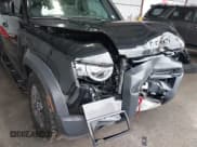 ✅ 2023 Land Rover Defender S • VIN: SALEJ7EX6P2137517 • Lot: 41502561. Wystawiony na IAAI z przebiegiem 13 998 mil. Bezpłatny archiwum sprzedaży aukcyjnych z USA i szczegółowy raport historii pojazdu na DreamBid. Zdjęcie 18.