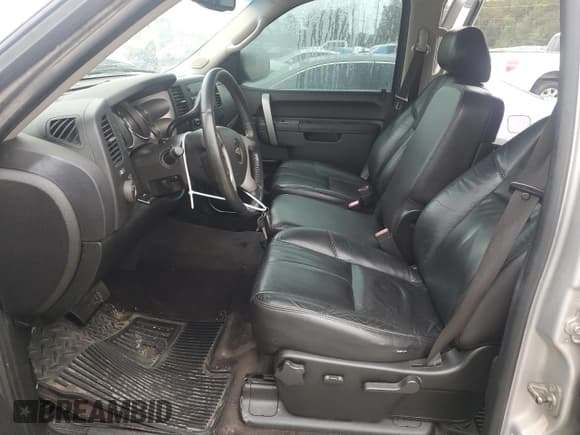 ✅ 2010 Chevrolet Silverado 1500 • VIN: 3GCRCSE23AG299260 • Лот: 79557934. Опубликован ранее на Copart с пробегом 180 540 миль. Бесплатный доступ к архиву аукционных продаж из США и подробный отчёт об истории автомобиля на DreamBid. Изображение 7.