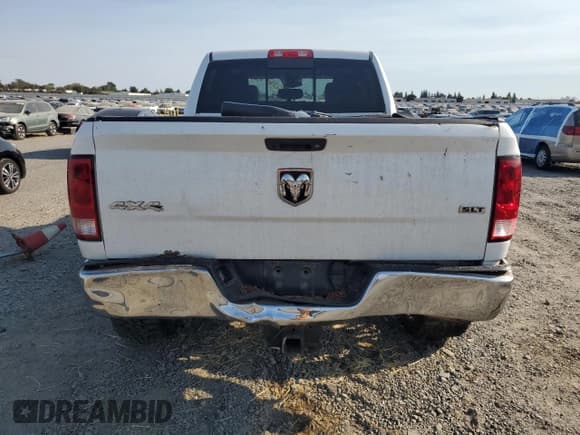 ✅ 2018 Ram 2500 Laramie • VIN: 3C6UR5KL1JG206010 • Lot: 71256775. Wystawiony na Copart z przebiegiem Nie podano. Bezpłatny archiwum sprzedaży aukcyjnych z USA i szczegółowy raport historii pojazdu na DreamBid. Zdjęcie 6.