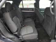 ✅ 2017 Ford Explorer XLT • VIN: 1FM5K8DH1HGA85833 • Lot: 56557085. Wystawiony na Copart z przebiegiem 243 806 mil. Bezpłatny archiwum sprzedaży aukcyjnych z USA i szczegółowy raport historii pojazdu na DreamBid. Zdjęcie 11.