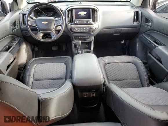 2020 Chevrolet Colorado 2WD Z71 z VIN 1GCGSDEN7L1159813, wystawiony jako Copart lot #58578095 z przebiegiem 50 076 mil mil oraz Szkoda całkowita • Salvage title. Historia ofert i sprzedaży dostępna na DreamBid. Obrazek 8.