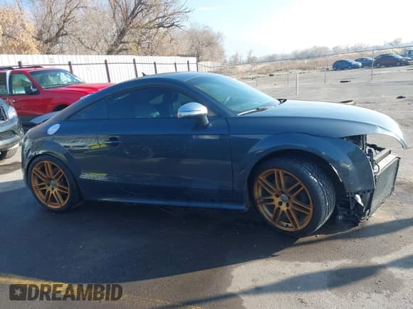 ✅ 2009 Audi TTS Prestige • VIN: TRUUF38J591024189 • Lot: 41030207. Listed on IAAI with 159,222 mi. Free auction sales archive from the USA and detailed vehicle history report at DreamBid. Image 14.