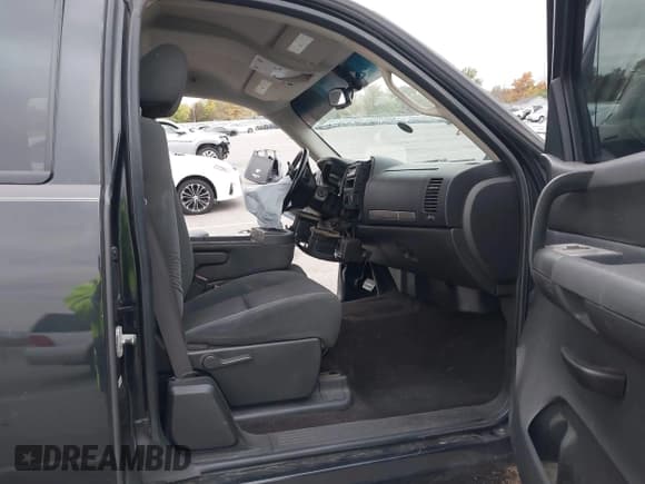 ✅ 2009 Chevrolet Silverado 1500 LT • VIN: 1GCEK29049Z146148 • Lot: 43480581. Listed on IAAI with 183,197 mi. Free auction sales archive from the USA and detailed vehicle history report at DreamBid. Image 5.