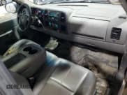 ✅ 2009 GMC Sierra 1500 • VIN: 1GTHC44K99F149921 • Lot: 42698865. Wystawiony na Copart z przebiegiem 251 415 mil. Bezpłatny archiwum sprzedaży aukcyjnych z USA i szczegółowy raport historii pojazdu na DreamBid. Zdjęcie 8.