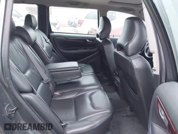 ✅ 2004 Volvo V70 • VIN: YV1SW61T042405718 • Lot: 43861784. Listed on IAAI with 205,583 mi. Free auction sales archive from the USA and detailed vehicle history report at DreamBid. Image 8.