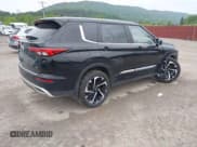 ✅ 2023 Mitsubishi Outlander SE • VIN: JA4J4UA84PZ051523 • Lot: 42347279. Wystawiony na IAAI z przebiegiem 43 269 mil. Bezpłatny archiwum sprzedaży aukcyjnych z USA i szczegółowy raport historii pojazdu na DreamBid. Zdjęcie 4.