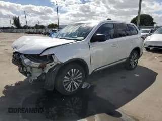 ✅ 2020 Mitsubishi Outlander ES • VIN: JA4AD2A34LZ047362 • Лот: 82536305. Опубликован ранее на Copart с пробегом 64 786 миль. Бесплатный доступ к архиву аукционных продаж из США и подробный отчёт об истории автомобиля на DreamBid. Изображение 1.