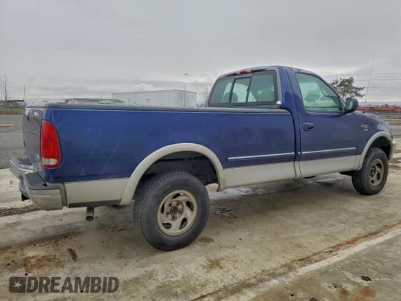 ✅ 1998 Ford F-150 • VIN: 2FTZF18WXWCA92983 • Lot: 93151645. Wystawiony na Copart z przebiegiem 420 000 mil. Bezpłatny archiwum sprzedaży aukcyjnych z USA i szczegółowy raport historii pojazdu na DreamBid. Zdjęcie 3.
