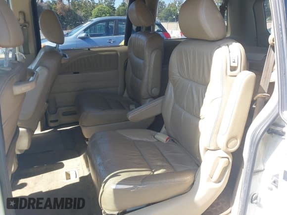 ✅ 2009 Honda Odyssey EX-L • VIN: 5FNRL38619B413472 • Lot: 43253750. Wystawiony na IAAI z przebiegiem 228 631 mil. Bezpłatny archiwum sprzedaży aukcyjnych z USA i szczegółowy raport historii pojazdu na DreamBid. Zdjęcie 8.