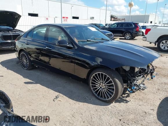 ✅ 2025 Mercedes-Benz C 300 • VIN: W1KAF4GB8SR272446 • Lot: 43379113. Wystawiony na IAAI z przebiegiem 553 mil. Bezpłatny archiwum sprzedaży aukcyjnych z USA i szczegółowy raport historii pojazdu na DreamBid. Zdjęcie 1.