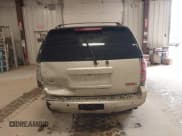 ✅ 2010 GMC Yukon SLT • VIN: 1GKUKCE07AR206794 • Lot: 43390532. Listed on IAAI with 193,520 mi. Free auction sales archive from the USA and detailed vehicle history report at DreamBid. Image 16.