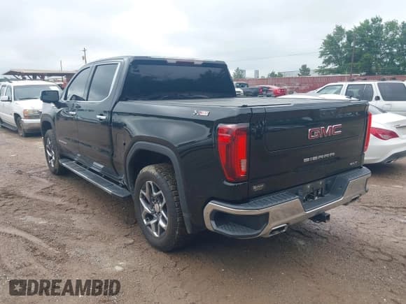 ✅ 2022 GMC Sierra 1500 SLT • VIN: 3GTUUDED1NG604300 • Lot: 42376372. Listed on IAAI with 49,793 mi. Free auction sales archive from the USA and detailed vehicle history report at DreamBid. Image 3.