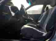 2001 Hyundai Elantra GLS z VIN KMHDN45D71U057338, wystawiony jako Copart lot #79084024 z przebiegiem 137 887 mil mil oraz Szkoda całkowita • Salvage title. Historia ofert i sprzedaży dostępna na DreamBid. Obrazek 7.