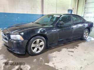 2013 Dodge Charger SE z VIN 2C3CDXBG0DH528454, wystawiony jako Copart lot #84697974 z przebiegiem 217 316 mil mil oraz Szkoda całkowita • Salvage title. Historia ofert i sprzedaży dostępna na DreamBid. Obrazek 1.