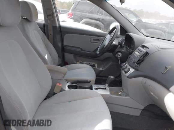 ✅ 2009 Hyundai Elantra GLS • VIN: KMHDU46D39U635089 • Lot: 43670976. Listed on IAAI with 199,799 mi. Free auction sales archive from the USA and detailed vehicle history report at DreamBid. Image 5.
