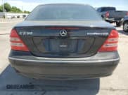 ✅ 2004 Mercedes-Benz C 230 Kompressor • VIN: WDBRF40J54F485422 • Lot: 63504255. Wystawiony na Copart z przebiegiem 148 849 mil. Bezpłatny archiwum sprzedaży aukcyjnych z USA i szczegółowy raport historii pojazdu na DreamBid. Zdjęcie 6.