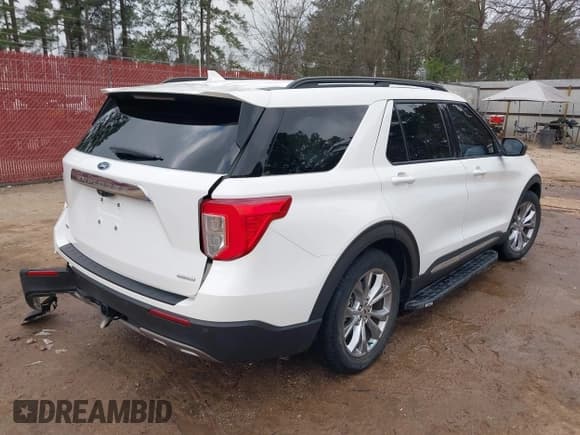 ✅ 2020 Ford Explorer XLT • VIN: 1FMSK7DH5LGB11209 • Lot: 41784324. Wystawiony na IAAI z przebiegiem 26 240 mil. Bezpłatny archiwum sprzedaży aukcyjnych z USA i szczegółowy raport historii pojazdu na DreamBid. Zdjęcie 4.