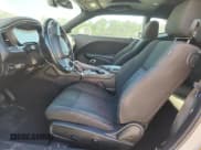 ✅ 2020 Dodge Challenger SXT • VIN: 2C3CDZAG0LH104333 • Lot: 81990335. Wystawiony na Copart z przebiegiem 143 242 mil. Bezpłatny archiwum sprzedaży aukcyjnych z USA i szczegółowy raport historii pojazdu na DreamBid. Zdjęcie 7.