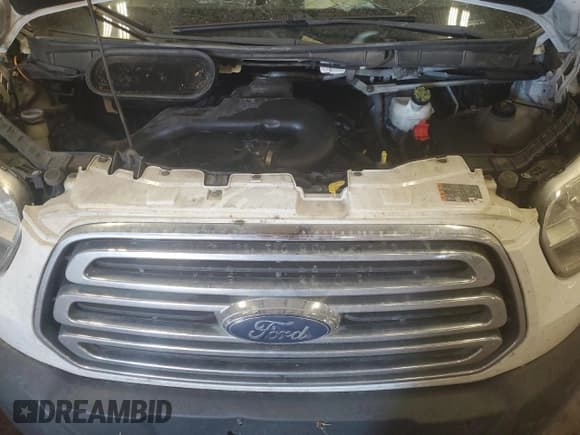 ✅ 2015 Ford Transit Cargo • VIN: 1FTNR1ZM1FKB03674 • Lot: 71416685. Listed on Copart with 186,841 mi. Free auction sales archive from the USA and detailed vehicle history report at DreamBid. Image 12.