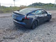 ✅ 2025 Tesla Model 3 Long Range • VIN: 5YJ3E1EB8SF925709 • Lot: 43407352. Wystawiony na IAAI z przebiegiem 5 434 mil. Bezpłatny archiwum sprzedaży aukcyjnych z USA i szczegółowy raport historii pojazdu na DreamBid. Zdjęcie 4.