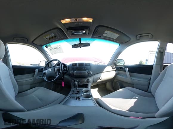 ✅ 2009 Toyota Highlander • VIN: JTEES41A792136752 • Lot: 42586958. Listed on IAAI with 170,184 mi. Free auction sales archive from the USA and detailed vehicle history report at DreamBid. Image 18.