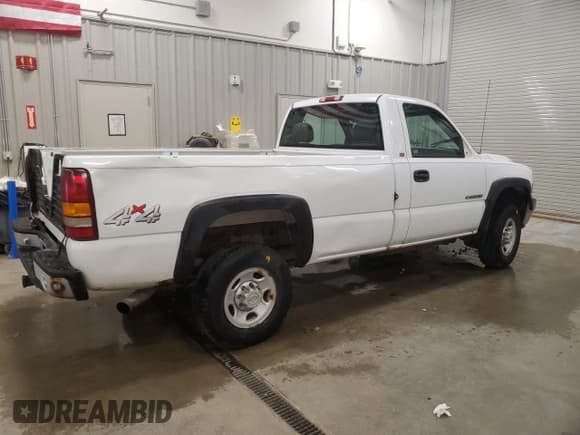 ✅ 2001 Chevrolet Silverado 2500HD • VIN: 1GCHK24G41E236753 • Lot: 67793055. Listed on Copart with 182,875 mi. Free auction sales archive from the USA and detailed vehicle history report at DreamBid. Image 3.