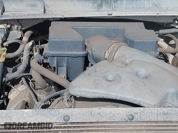 ✅ 2011 Ford F-250 XL • VIN: 1FT7W2B66BEC77025 • Lot: 42032214. Listed on IAAI with 118,101 mi. Free auction sales archive from the USA and detailed vehicle history report at DreamBid. Image 10.