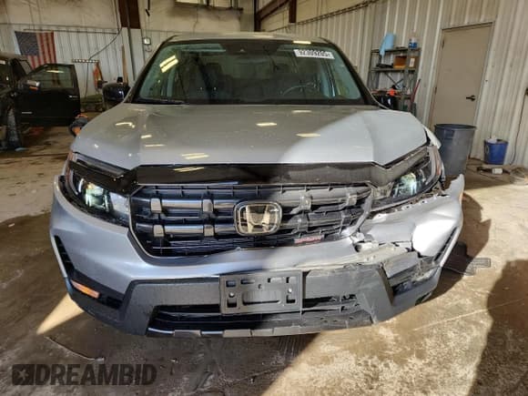 ✅ 2025 Honda Ridgeline Sport • VIN: 5FPYK3F11SB001801 • Lot: 92309205. Wystawiony na Copart z przebiegiem 4 505 mil. Bezpłatny archiwum sprzedaży aukcyjnych z USA i szczegółowy raport historii pojazdu na DreamBid. Zdjęcie 5.