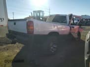 ✅ 2001 Chevrolet Silverado 2500HD LS • VIN: 1GCHK23U01F199623 • Lot: 85271075. Wystawiony na Copart z przebiegiem Nie podano. Bezpłatny archiwum sprzedaży aukcyjnych z USA i szczegółowy raport historii pojazdu na DreamBid. Zdjęcie 3.