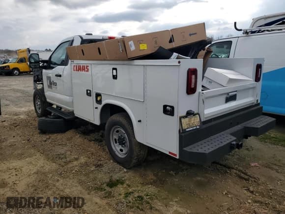 ✅ 2024 Ford F-250 • VIN: 1FTRF2BA2REC34311 • Lot: 80530174. Wystawiony na Copart z przebiegiem 1 209 mil. Bezpłatny archiwum sprzedaży aukcyjnych z USA i szczegółowy raport historii pojazdu na DreamBid. Zdjęcie 2.