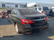 ✅ 2018 Nissan Sentra S • VIN: 3N1AB7AP6JY205481 • Lot: 43209496. Wystawiony na IAAI z przebiegiem 171 019 mil. Bezpłatny archiwum sprzedaży aukcyjnych z USA i szczegółowy raport historii pojazdu na DreamBid. Zdjęcie 3.